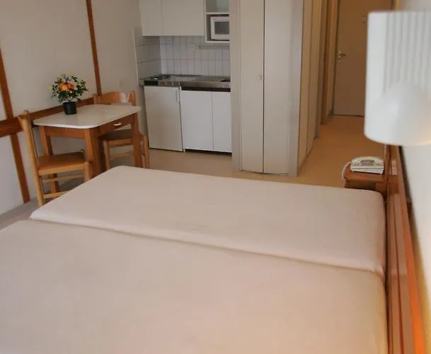 Augusta Reserve Seulement Aux Curistes * Dax