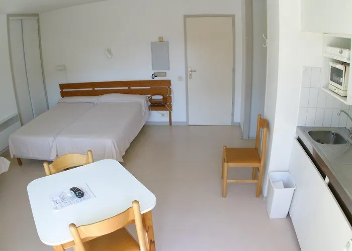 Augusta Reserve Seulement Aux Curistes Apartment